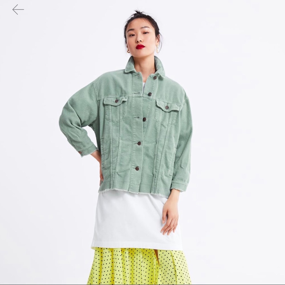 ZARA BEIGE OVER SIZED CORDUROY JACKET SIZE S